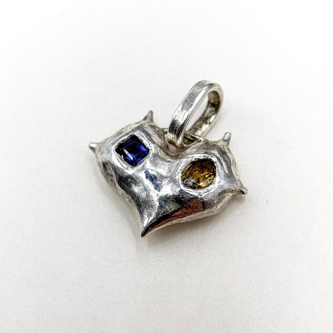 SAPHIRE WITH CITRINE HEART SILVER PENDANT