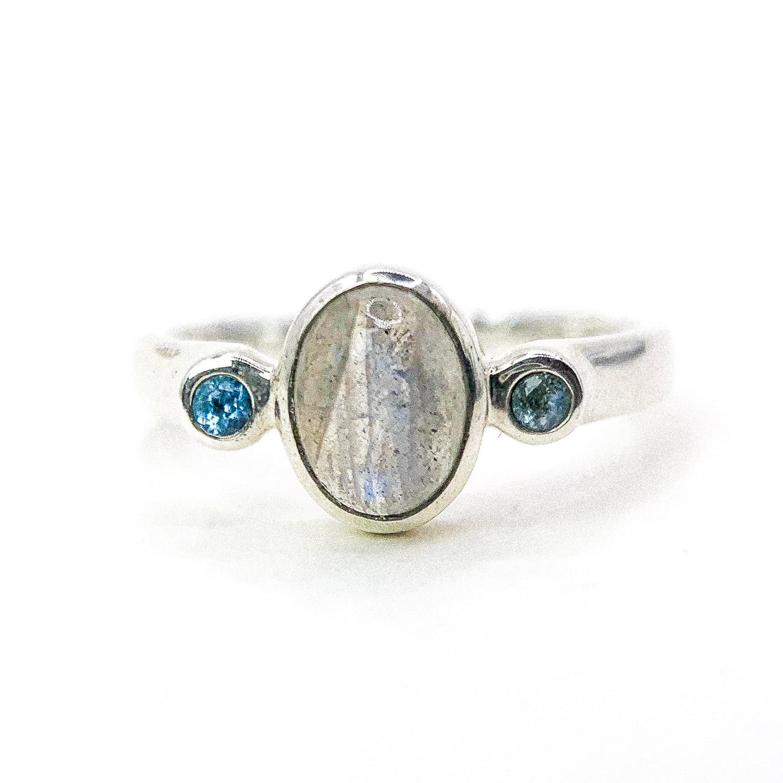 LABRADORITE OVAL SILVER RING