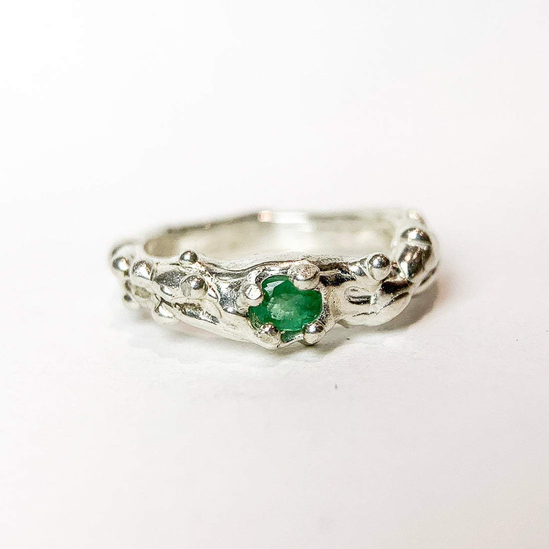 EMERALD SILVER RING
